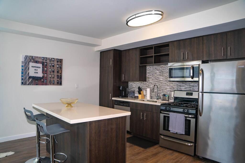 June Specials- Suite Spot Dtla- Free Parking For One Car! Appartement